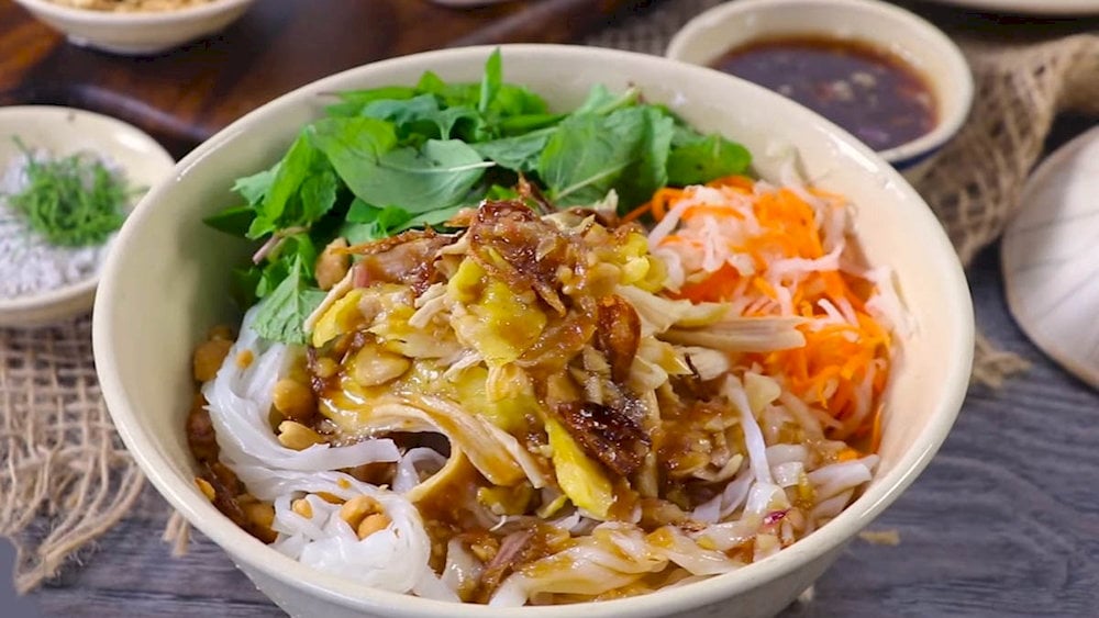 Mixed pho is a street food gem – tangy, herbaceous, and delightfully unique